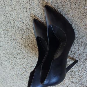 Ladies black dress heels